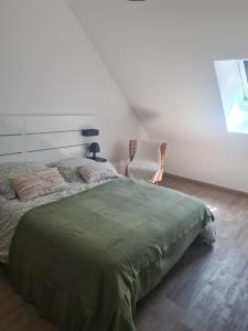 Ένα ή περισσότερα κρεβάτια σε δωμάτιο στο Maison hyper centre