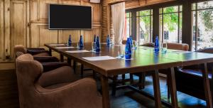 The business area and/or conference room at Hotel Cort Még 37 kép
