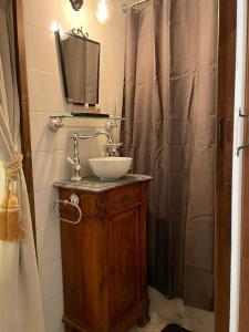 Fotografie z fotogalerie ubytování Aumônerie v destinaci Flavigny-sur-Ozerain