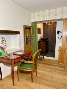 Fotografie z fotogalerie ubytování Aumônerie v destinaci Flavigny-sur-Ozerain