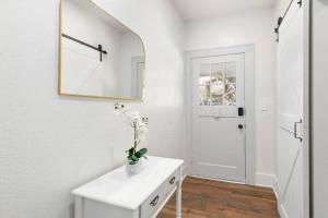 Φωτογραφία από το άλμπουμ του Charming 2-Bedroom Home Lakeland σε Lakeland
