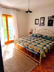 Ein Bett oder Betten in einem Zimmer der Unterkunft Dalmatian Green Peak