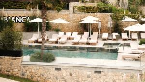 Bazén v ubytování Bianca Hotel & Villa nebo v jeho okolí