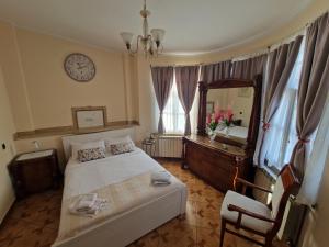 Postel nebo postele na pokoji v ubytování Giovanna Boutique Rooms & Pool