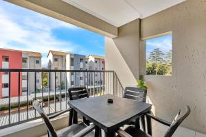 Balkoni atau teres di Lovely 2 bedroom, bathroom