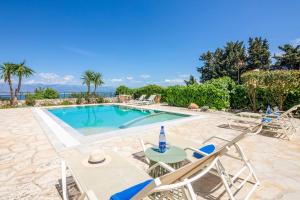 The swimming pool at or close to Villa Nafsika