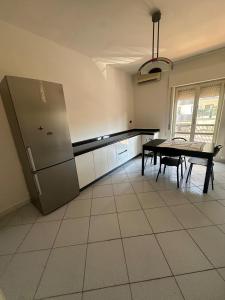 Η κουζίνα ή μικρή κουζίνα στο Salsedine & Sole