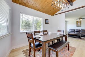 Gallery image of 4 Mi to Folsom Lake Modern Home with Patio! in Granite Bay