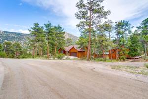 Loodusmaastik puhkemaja lähedal