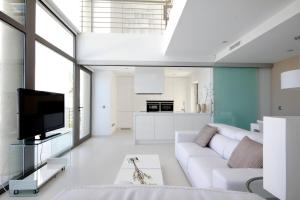 Kuchyňa alebo kuchynka v ubytovaní Altea Hills Luxury Villas