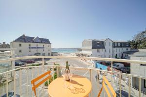 Balkón nebo terasa v ubytování Le 123 Armoric - Balcon vue mer - 50m de la plage - Confort et moderne - 70m2