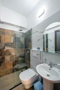 Ένα μπάνιο στο Flower Garden Villa +66 φωτογραφίες