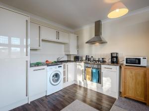 Gallery image of 2 bed in Swanage 80361 in Swanage
