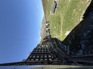 une vue du haut d'un immeuble dans l'établissement Canigou 15 by Confortsky, au Pas de la Case