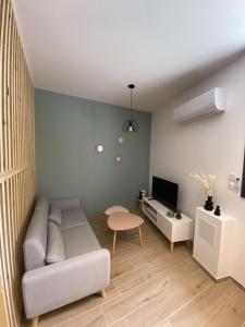 TV a/nebo společenská místnost v ubytování Vina Rhôna