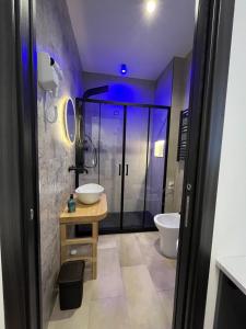Koupelna v ubytování Dimore diffuse R H + 25 fotografií
