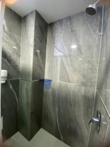 Koupelna v ubytování Hotel Versailles