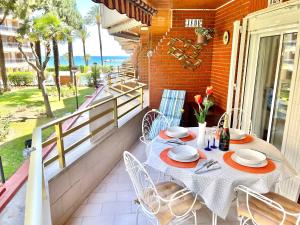 Balkón alebo terasa v ubytovaní VISTAS PLAYA y CLIMATIZADO