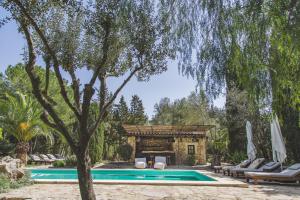 Bazén v ubytovaní Agroturismo Son Fogueró - Adults Only alebo v jeho blízkosti