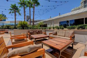 Foto Las Vegases asuva majutusasutuse MGM Signature-30-619 Strip View Jacuzzi Studio galeriist