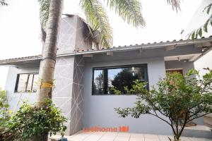 Bygningen som feriehuset ligger i