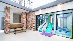 Gallery image of Gapyeong Hohokids Poolvilla in Gapyeong