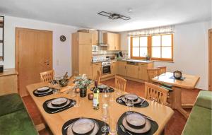 Kuchyňa alebo kuchynka v ubytovaní Wunderschoenes Ferienhaus
