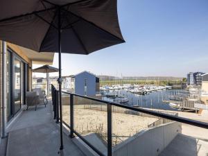 Μπαλκόνι ή βεράντα στο Apartment in Kortgene with Harbor Views