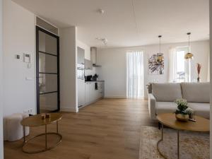 Η κουζίνα ή μικρή κουζίνα στο Apartment in Kortgene with Harbor Views