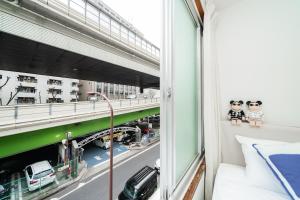 Μπαλκόνι ή βεράντα στο Ikebukuro Base