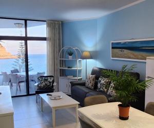 Χώρος καθιστικού στο Ocean Luxury Apartment +30 φωτογραφίες