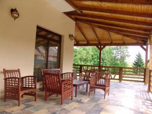 Gallery image of Pensiunea Valceaua Zanelor in Drăguş