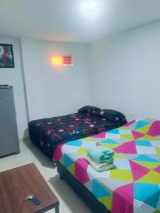 Billede fra billedgalleriet på Habitaciones y apartamento fania i Gaira