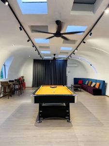 Herní místnost v ubytování Luxe 2025 Banseng Court