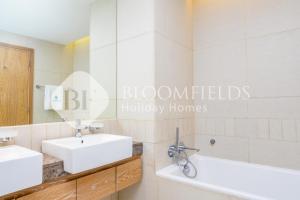 Koupelna v ubytování Bloomfields 1br St Regis in Saadiyat