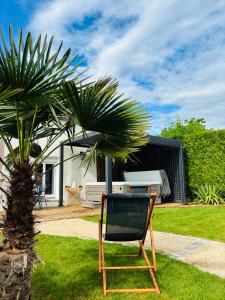 Κήπος έξω από το Spa privé & évasion polynésienne à 20 min de Fontainebleau - PrestigeLodges