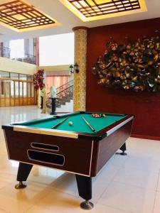 Biliár nebo kulečník v ubytování โรงแรมภูรัญญารีสอร์ทเขาใหญ่