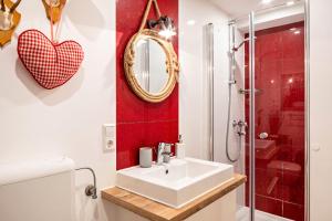 Ένα μπάνιο στο Ferienwohnung Hedwig +24 φωτογραφίες