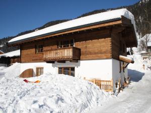 Cozy feel good holiday apartment in Leogang v zimě