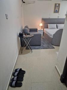 Basement Apartments休息區