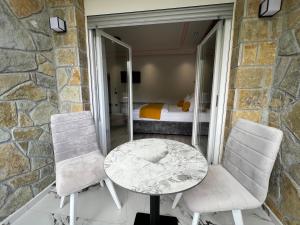 Posezení v ubytování Breezy Hotel