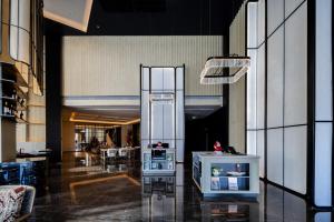 Cuina o zona de cuina de UrCove By Hyatt Guangzhou Huadu Baiyun International Airport