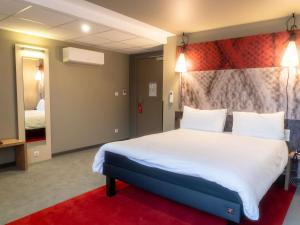 Voodi või voodid majutusasutuse ibis Compiegne toas