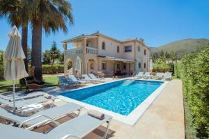 Πισίνα στο ή κοντά στο La Catalina Villa