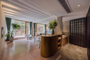 Khu vực ghế ngồi tại Shanyu Life Huangshan Design Hotel