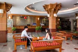 Hosté ubytování Dhevaraj Hotel