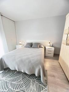 Postel nebo postele na pokoji v ubytování LUXURY SAUNA by CONFORTSKY