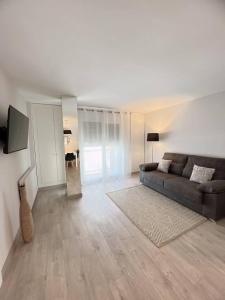 TV a/nebo společenská místnost v ubytování LUXURY SAUNA by CONFORTSKY