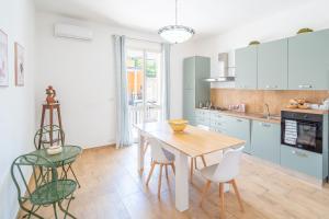 Dapur atau dapur kecil di Casa Libellula