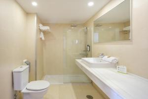 A bathroom at Cabot Cap de Mar Spa